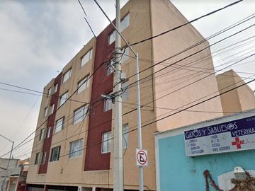 Oportunidad De Remate Bancario En Cda. Francisco Moreno número 5; Colonia Villa Gustavo A. Madero Alcaldía Gustavo A. Madero-CDMX