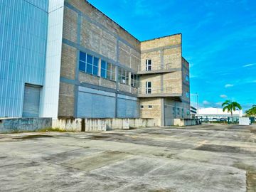 VENTA DE BODEGA EN PARQUE CENTRAL, TURBACO, BOLIVAR, COLOMBIA