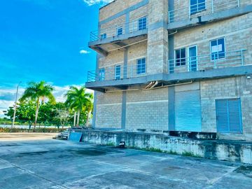VENTA DE BODEGA EN PARQUE CENTRAL, TURBACO, BOLIVAR, COLOMBIA