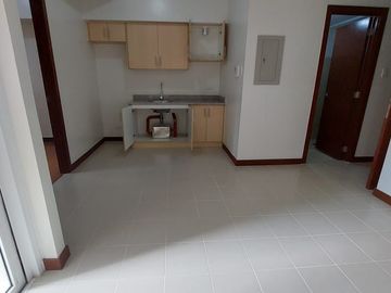 condo in makati ready for occupancy rent to own near salcedo legazpi village makati