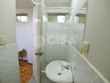 VENDO HOSPEDAJE, ALTAMENTE RENTABLE!!!