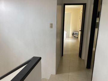 Se vende amplia propiedad esquinera La Rioja Asturias sector La Aurora