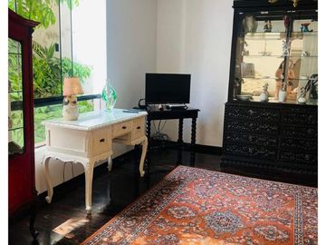 LINDA CASA PARA FAMILIA GRANDE MÚLTIPLES AMBIENTES EN EL CORAZÓN DE SAN ISIDRO