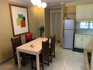 Le Domaine Salcedo Village 1BR Bedroom for sale in Makati Metro Manila