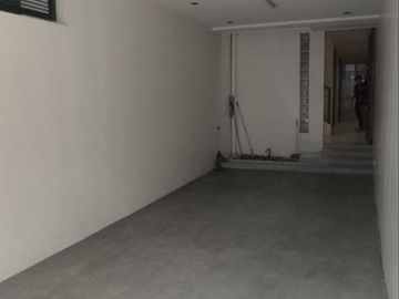 Classic Townhouse for sale in Project3 QC w/ 4 Bedrooms near Kalayaan Ave