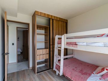DEPA CON ALBERCA Y SEGURIDAD CERCA DE CUERNAVACA EN VENTA