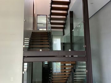 Casa en VENTA Cumbres Elite 4to Sector