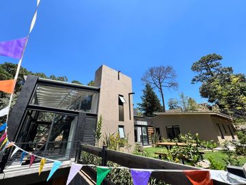 BONITA CASA CON EXCELENTE UBICACION
