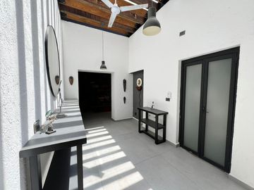 BONITA CASA CON EXCELENTE UBICACION