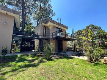 BONITA CASA CON EXCELENTE UBICACION