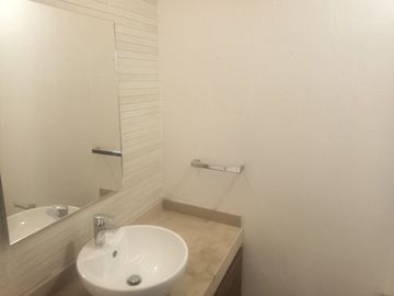 DEPARTAMENTO EN VENTA EN TORRE DIAMANTE SOBRE AVENIDA CHAPULTEPEC ESQUINA CON ROCHA CORDERO FRENTE AL TANGAMANGA I