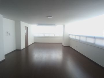 DEPARTAMENTO EN VENTA EN TORRE DIAMANTE SOBRE AVENIDA CHAPULTEPEC ESQUINA CON ROCHA CORDERO FRENTE AL TANGAMANGA I
