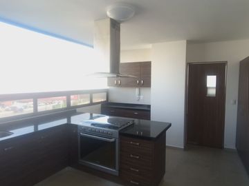 DEPARTAMENTO EN VENTA EN TORRE DIAMANTE SOBRE AVENIDA CHAPULTEPEC ESQUINA CON ROCHA CORDERO FRENTE AL TANGAMANGA I