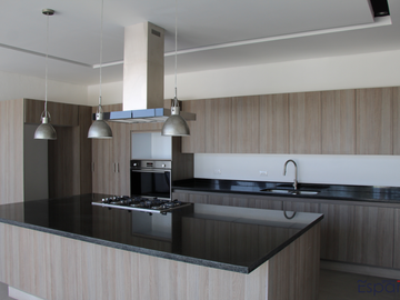 Casa en venta en Lomas de Angelópolis, Cluster 11.11.11