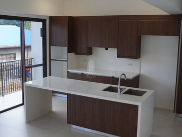 Townhouse for sale in P. Tuazon Blvd Cubao, Quezon City