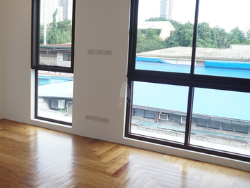 Townhouse for sale in P. Tuazon Blvd Cubao, Quezon City