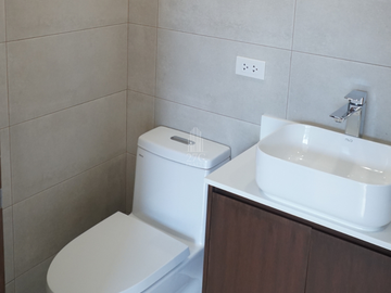 Townhouse for sale in P. Tuazon Blvd Cubao, Quezon City