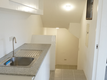 Townhouse for sale in P. Tuazon Blvd Cubao, Quezon City