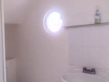 Casa en excelentes condiciones equipada con poco uso
