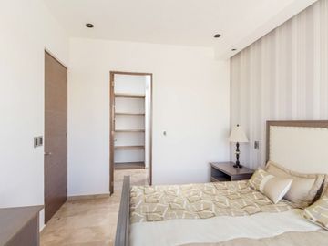 Casa en condominio con alberca en lomas de Jiutepec Morelos