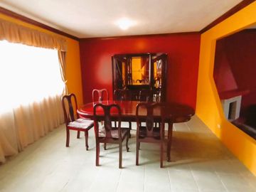 Vendo amplia casa 4 dormitorios, sector terminal terrestre Carcelén.