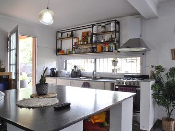 Pilar - Venta - Casa Tipo Americana