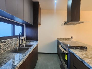 Venta excelente casa en altozano con terminados residénciales