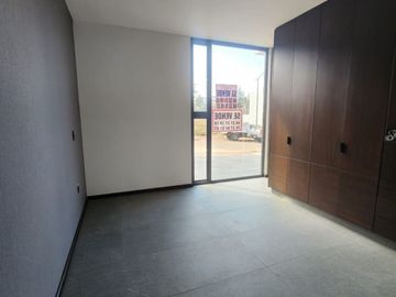 Venta excelente casa en altozano con terminados residénciales