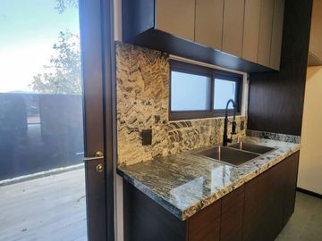 Venta excelente casa en altozano con terminados residénciales