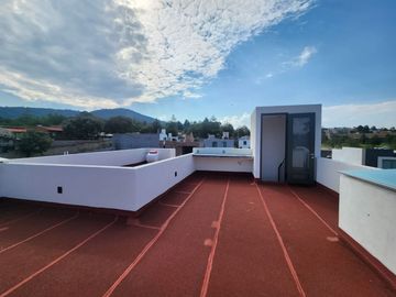 Venta excelente casa en altozano con terminados residénciales