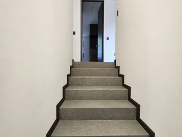 Venta excelente casa en altozano con terminados residénciales