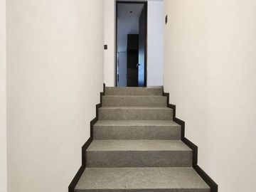 Venta excelente casa en altozano con terminados residénciales