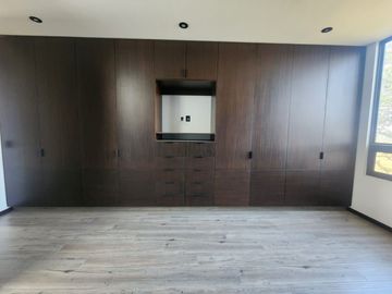 Venta excelente casa en altozano con terminados residénciales