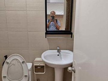 Studio Unit for Sale in Victoria Tower Timog Quezon City