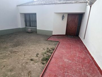 CASA EN SURCO, URBANIZACIÓN ALAMOS DE MONTERRICO