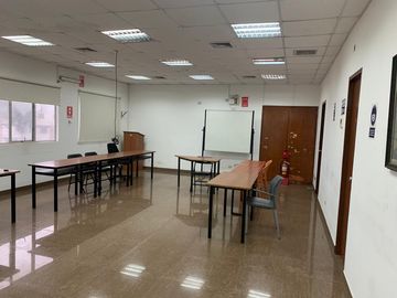 Casa Comercial en Venta de 4 Pisos con 643 m² en La Perla