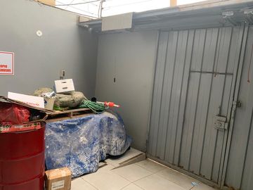 Casa Comercial en Venta de 4 Pisos con 643 m² en La Perla