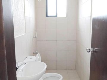 4 bedrooms House and lot for sale in Bacolod City only 550k for move-in