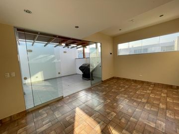 VENDO MODERNO PENTHOUSE EN CHACARILLA - SAN BORJA