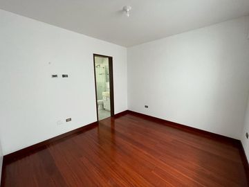 VENDO MODERNO PENTHOUSE EN CHACARILLA - SAN BORJA