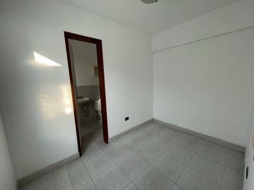 VENDO MODERNO PENTHOUSE EN CHACARILLA - SAN BORJA