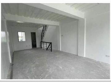 The 3-Storey Townhomes with Parking for Sale in Istana Villas