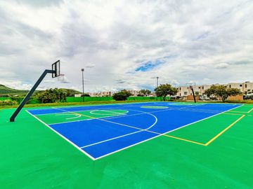 casa en venta en xochitepec con amberca y canchas de tenis padel, fut 7