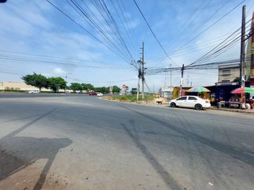 Venta Terreno Comercial Duran Boliche 340 m² Esquinero con 3 Calles de Acceso