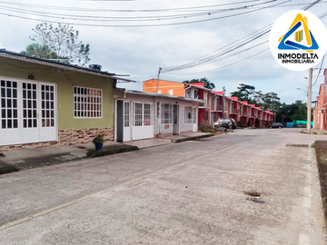 SE VENDE CASA EN  LA FLORIDA