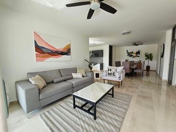 Casa sola en condominio con alberca en Xochitepec Morelos