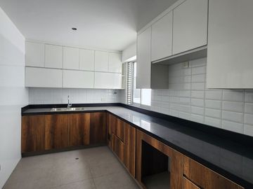 VENDO DUPLEX DE ESTRENO EN CHACARILLA