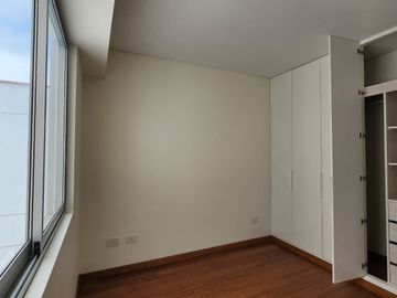 VENDO DUPLEX DE ESTRENO EN CHACARILLA