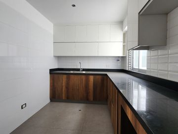 VENDO DUPLEX DE ESTRENO EN CHACARILLA