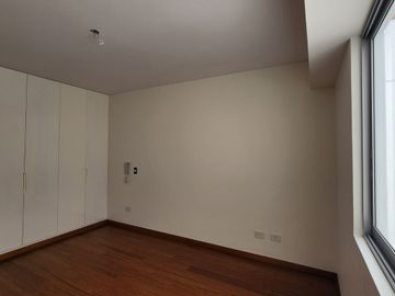 VENDO DUPLEX DE ESTRENO EN CHACARILLA